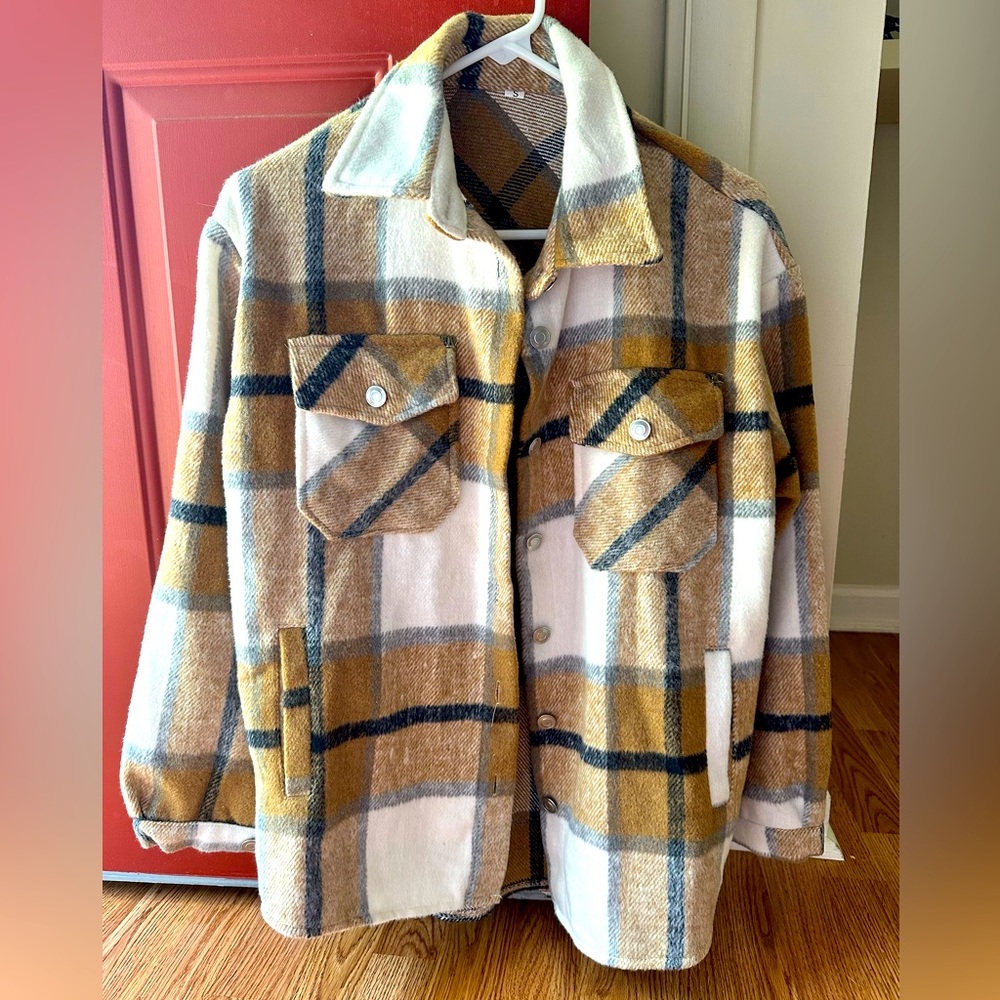 Plaid flannel shacket, new!